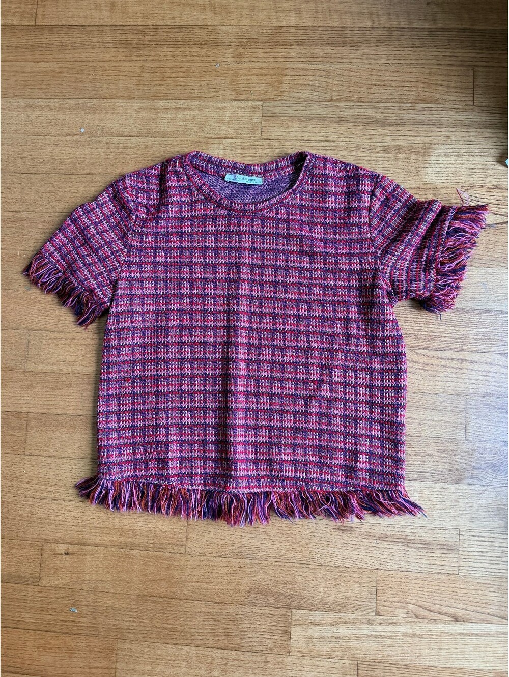 EUC Zara Trafaluc Size M medium women's - boho indie knit t-shirt red/purple